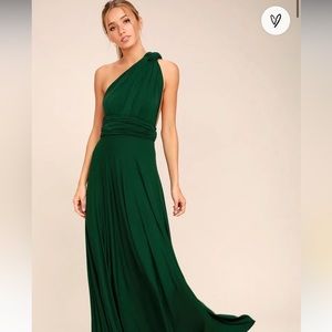 ⚠️Leaving Soon: Lulu's Green Multi-Way (convertible) Maxi Dress